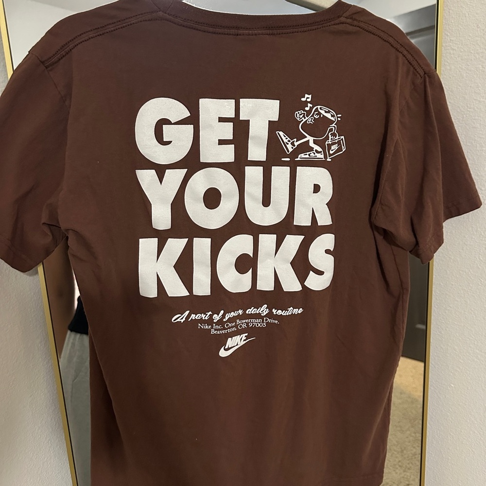 Nike Graphic Tee